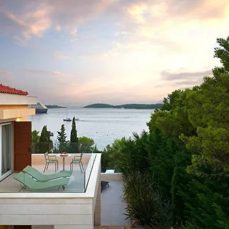 Beautiful Crystalsea 2 With A Pool In Hvar Willa *